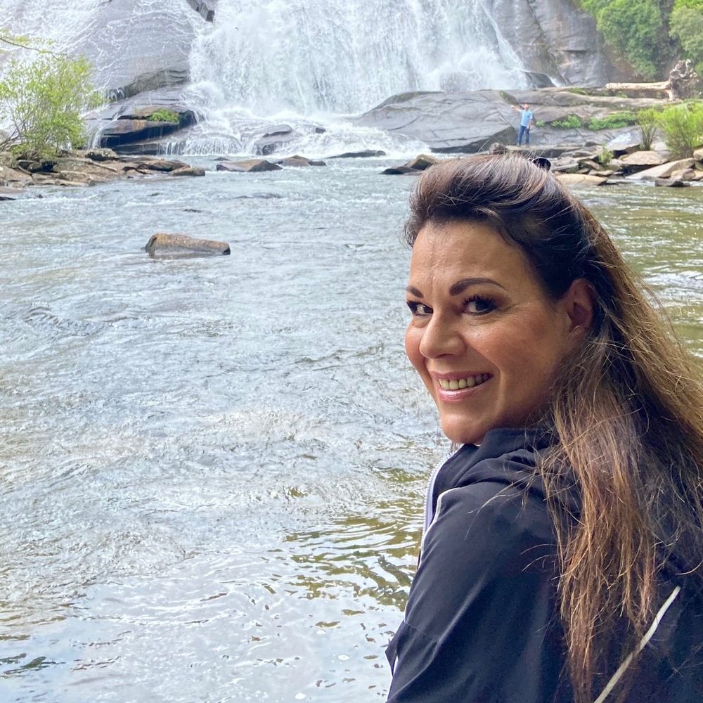 Meet your Posher, Annamaria